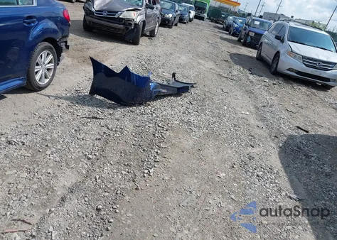 2010 Subaru Legacy 2.5I Premium z USA, uszkodzony, nr VIN 4S3BMBC66A3222132